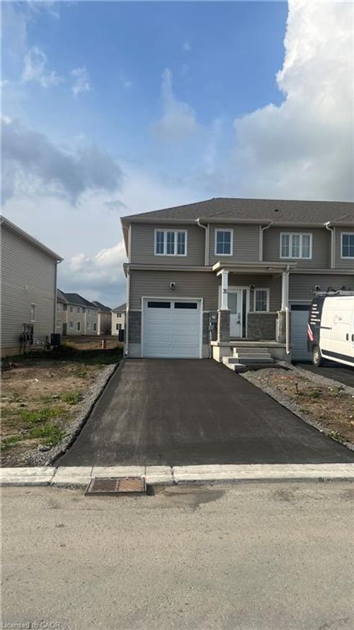 35 Lincoln Dr, Belleville, ON, K8N0T7 | Card Image