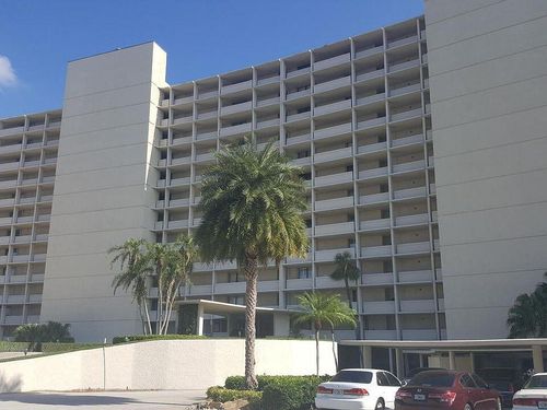 ph-33-122 Lakeshore Dr, North Palm Beach, FL, 33408-3605 | Card Image