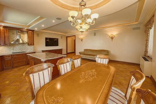 4b-120 Oceana Dr W, Brooklyn, NY, 11235-6659 | Card Image