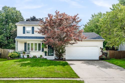 1423 Chadwick Dr, Normal, IL, 61761-1916 | Card Image