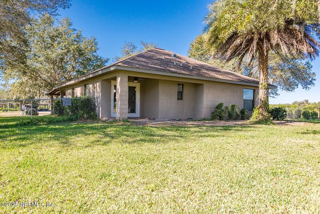 16385 Nw 112 Th Ct, House other with 2 bedrooms, 2 bathrooms and null parking in Reddick FL | Image 48