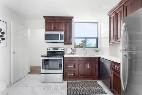 315-100 Wingarden Crt, Scarborough, ON, M1B2P4 | Card Image