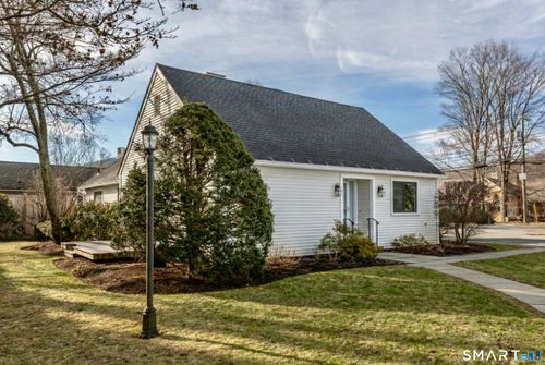 unit-2a1-80 N Main St, Kent, CT, 06757-1502 | Card Image