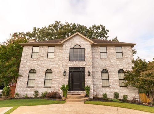 7909 Coleridge Dr, North Little Rock, AR, 72116-4916 | Card Image