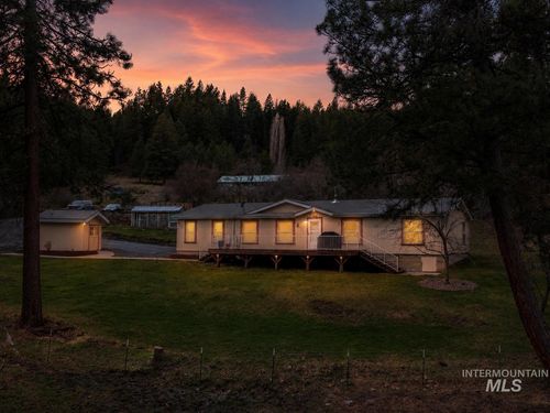 77 Poplar Dr, Grangeville, ID, 83530-5347 | Card Image