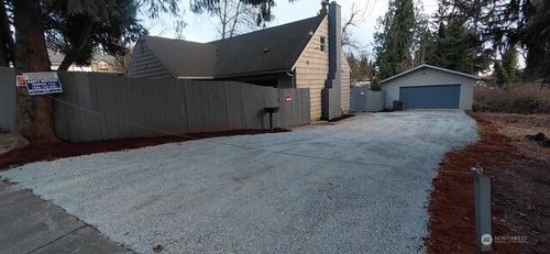 6221 S 129th St, Seattle, WA, 98178-4621 | Card Image