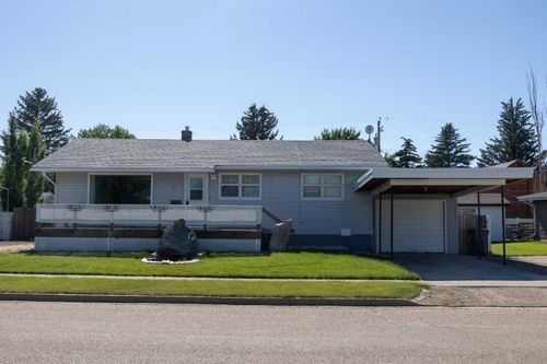 404 2 St E, Foremost, AB, T0K0X0 | Card Image