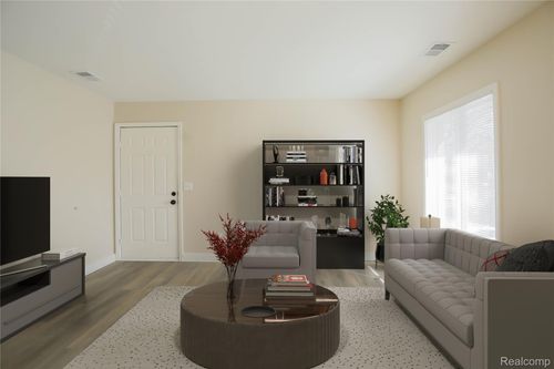 17920 Phyllis St, Roseville, MI, 48066-5800 | Card Image