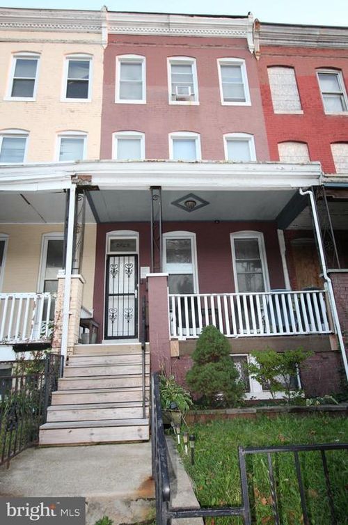 2425 W North Ave, BALTIMORE, MD, 21216-3607 | Card Image