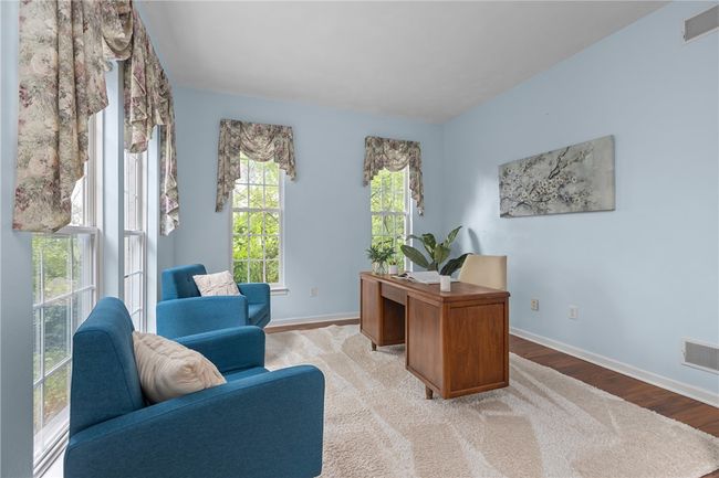 543 Shrader St, House other with 4 bedrooms, 4 bathrooms and 2 parking in Springdale PA | Image 5