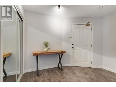 203 - 575 Doyle Ave, Condo with 2 bedrooms, 2 bathrooms and 1 parking in Kelowna BC | Image 2