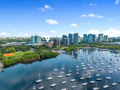 307-2951 S Bayshore Dr, Coconut Grove, FL, 33133-6002 | Card Image