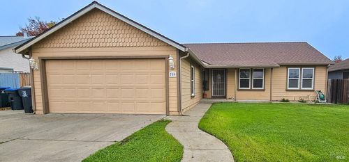 709 Capistrano Dr, Suisun City, CA, 94585-3035 | Card Image