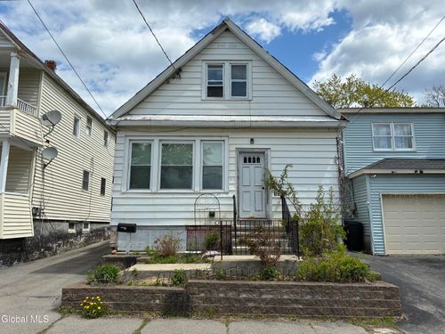 1355 Pleasant St, Schenectady, NY, 12303-1934 | Card Image