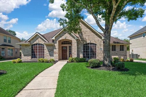 17819 Island Spring Ln, Tomball, TX, 77377-8157 | Card Image
