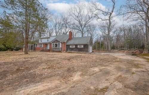 1946 Vincent Ln, Syosset, NY, 11791-9629 | Card Image