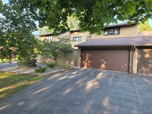 3162 Burrwood Dr, Lysander, NY, 13027-1709 | Card Image