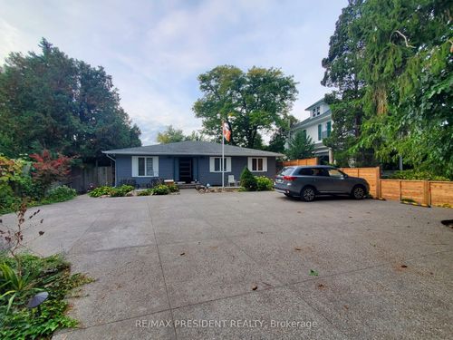 214 Main St E, Grimsby, ON, L3M1P6 | Card Image