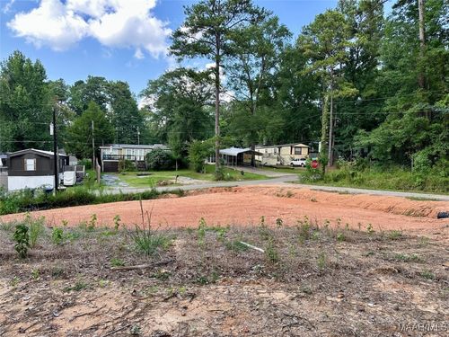 59 4th Retreat, Eclectic, AL, 36024-4201 | Card Image