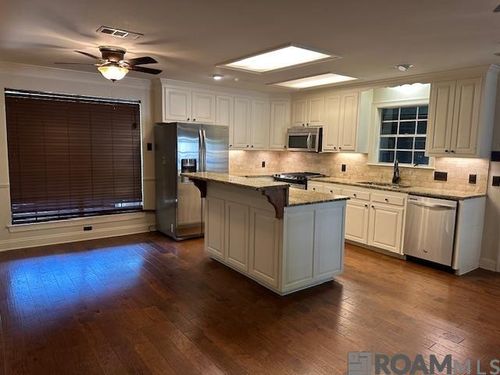 1766 Shawn Dr, Baton Rouge, LA, 70806-8447 | Card Image