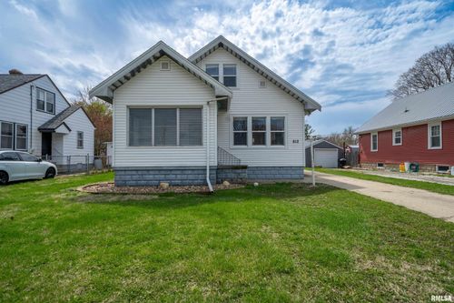 612 E Adams St, Morton, IL, 61550-2176 | Card Image