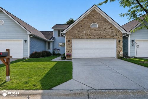 1060 Julie Dr, Davison, MI, 48423-2829 | Card Image