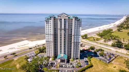 unit-305-2668 Beach Blvd, Biloxi, MS, 39531-4558 | Card Image