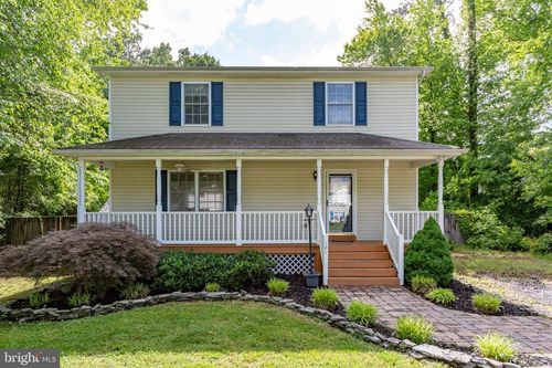181 Santa Anita Dr, COLONIAL BEACH, VA, 22443-4018 | Card Image