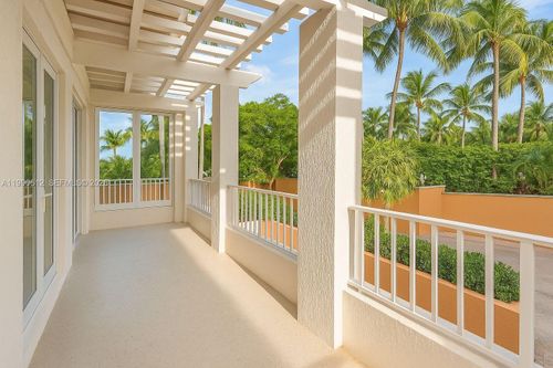 apt-106-781 Crandon Blvd, Key Biscayne, FL, 33149-2544 | Card Image