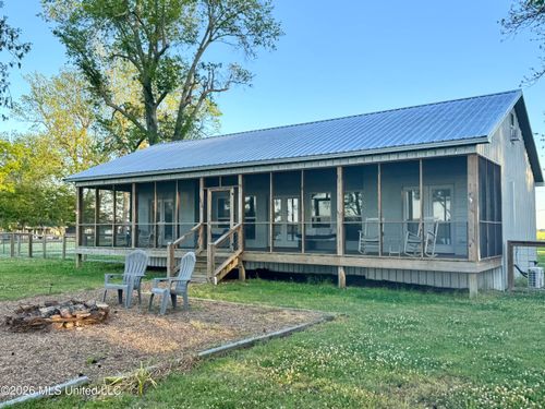 1238 Moon Lake Road, Dundee, MS, 38626 | Card Image