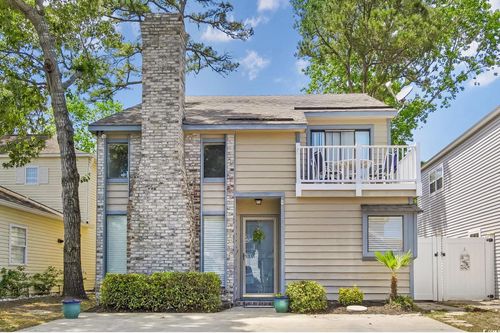 829 9th Ave, North Myrtle Beach, SC, 29582-3488 | Card Image