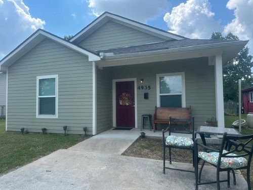 4935 Wales Dr, Beaumont, TX, 77708-4937 | Card Image