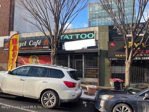 7 Hyatt Street, Staten Island, NY, 10301 | Card Image