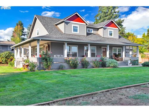 32789 E Thomas St, Coburg, OR, 97408-9457 | Card Image