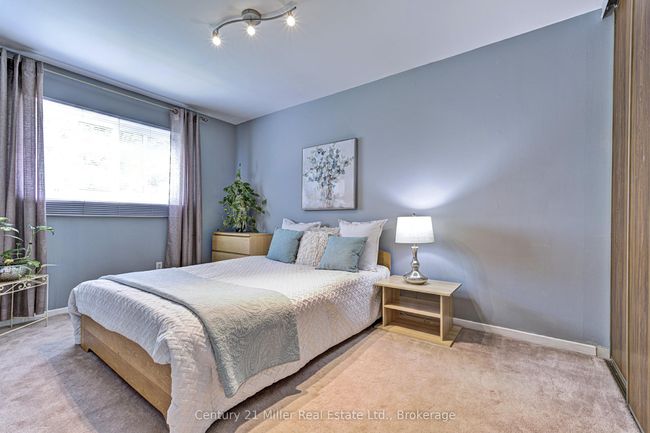 109 - 2315 Bromsgrove Rd, Condo with 4 bedrooms, 2 bathrooms and 1 parking in Mississauga ON | Image 15