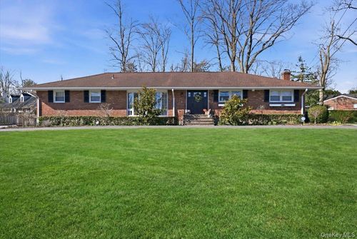 125 Highland Rd, Glen Cove, NY, 11542-2638 | Card Image