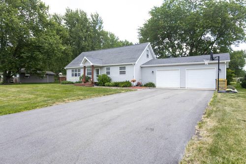 1802 Truman Ave, Valparaiso, IN, 46383 | Card Image