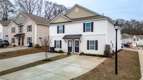 215 Royal Way, Pendleton, SC, 29670-1270 | Card Image