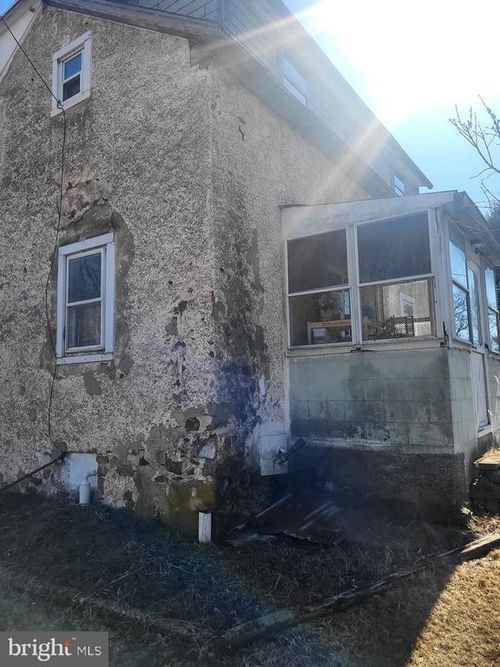 286 Forgedale Rd, FLEETWOOD, PA, 19522-9715 | Card Image