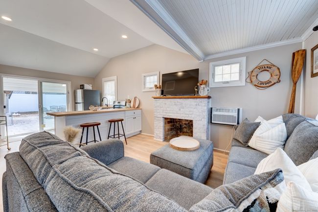 308 Old Colony Rd, House other with 2 bedrooms, 1 bathrooms and 6 parking in Old Lyme CT | Image 19
