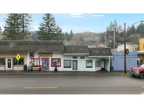 332 Pacific Ave, Glendale, OR, 97442-9614 | Card Image