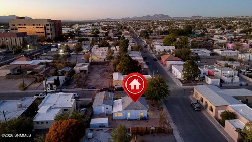 306 S San Pedro St, Las Cruces, NM, 88001-3546 | Card Image