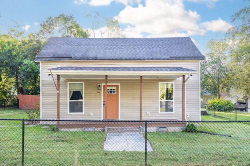 916 Logan Ave, Rossville, GA, 30741-1842 | Card Image