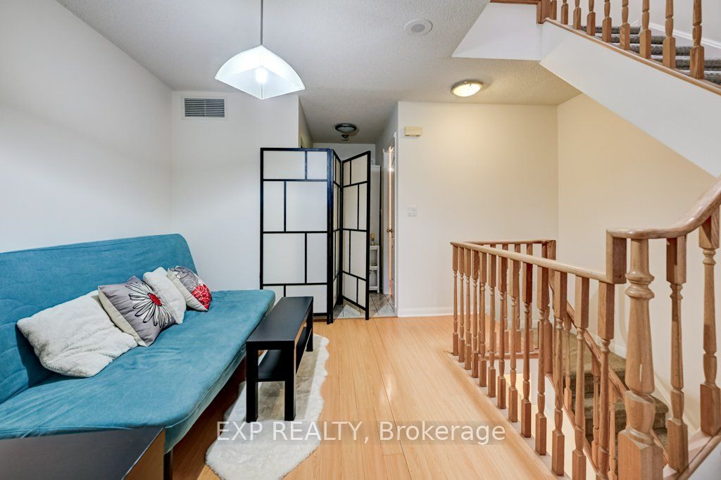 Residential in Toronto C14 5