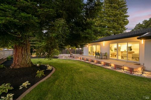 120 Fairway Dr, Novato, CA, 94949-5906 | Card Image