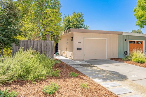 1011 Arthur St, Davis, CA, 95616-3116 | Card Image