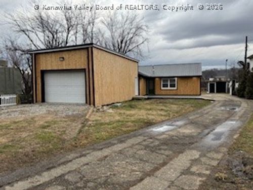 6516 Maccorkle Ave, Saint Albans, WV, 25177-2326 | Card Image