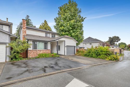 15420 96 Ave, Surrey, BC, V3R1G5 | Card Image