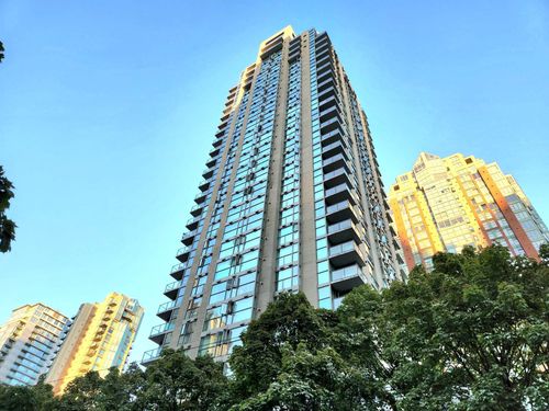 702-928 Richards St, Vancouver, BC, V6B6P6 | Card Image