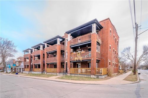 41-43 Albert St, Hamilton, ON, L8M2Y1 | Card Image